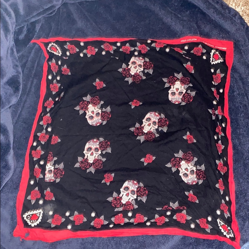 Black and Red Skull Rose Bandana